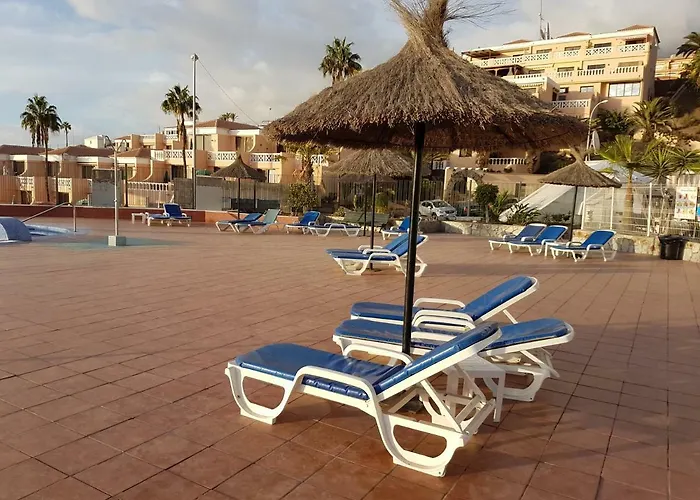 Views, International Channels, A-c, Pool, Bar Διαμέρισμα Costa Adeje (Tenerife)