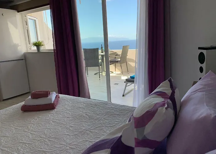 Views, International Channels, A-c, Pool, Bar Διαμέρισμα *