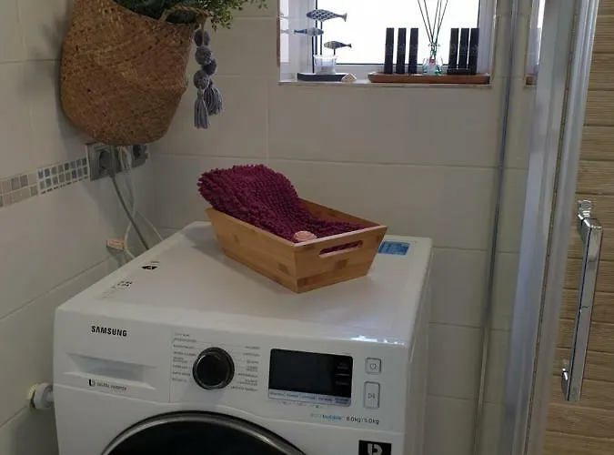 Views, International Channels, A-c, Pool, Bar Lejlighed *