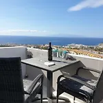 Views, International Channels, A-c, Pool, Bar Apartamento