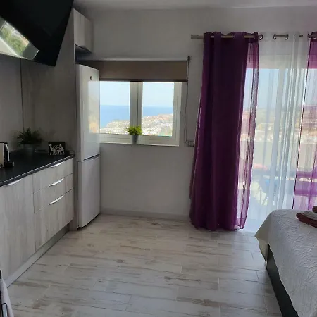 Views, International Channels, A-c, Pool, Bar Appartamento Costa Adeje (Tenerife)