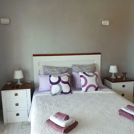 Views, International Channels, A-c, Pool, Bar Lejlighed *