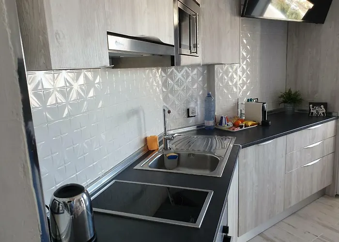 Views, International Channels, A-c, Pool, Bar Appartamento Costa Adeje (Tenerife)